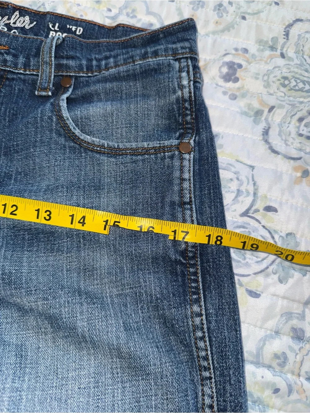 Wrangler retro straight leg jean w30/31/L34